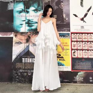 高级感白色荷叶边仙女长款连衣裙夏海边度假吊带长裙氛围感女装