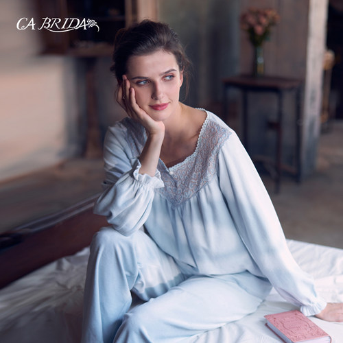 CABRIDA/嘉德丽亚棉绒睡衣套装