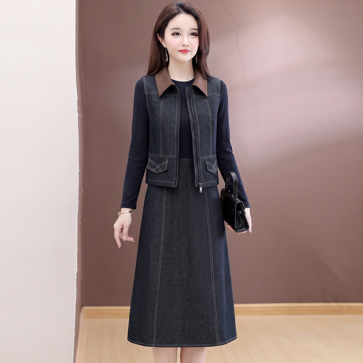休闲风减龄牛仔套装女2026春秋季新款修身收腰显瘦马甲两件套裙潮