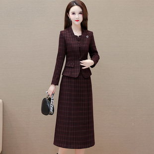 冬装新款御姐风加绒格纹短外套休闲套装气质减龄加厚连衣裙两件套