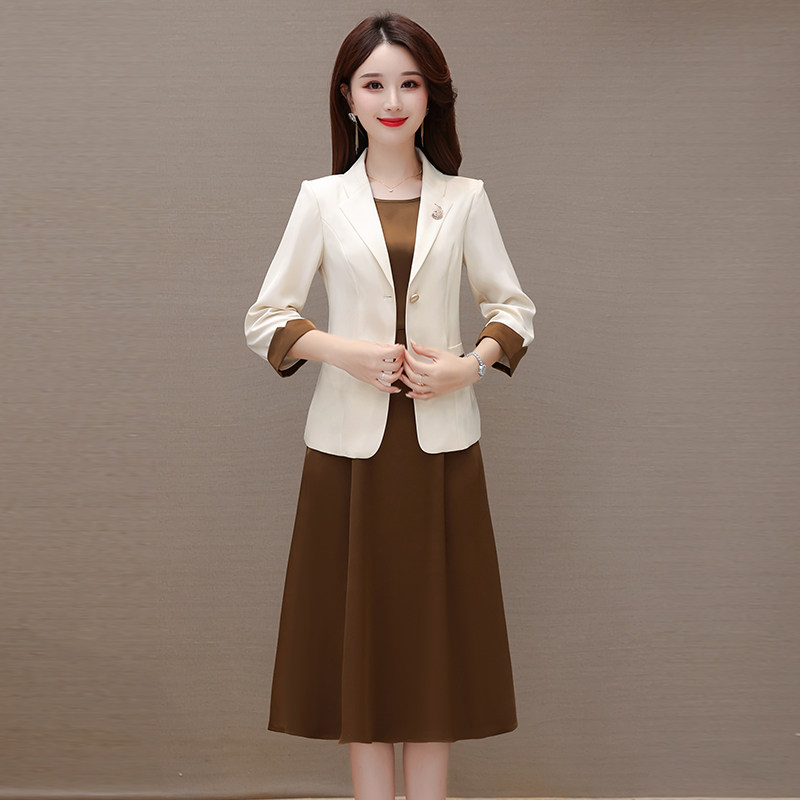 春秋2024新款御姐风西服短外套休闲套装气质宽松减龄连衣裙两件套