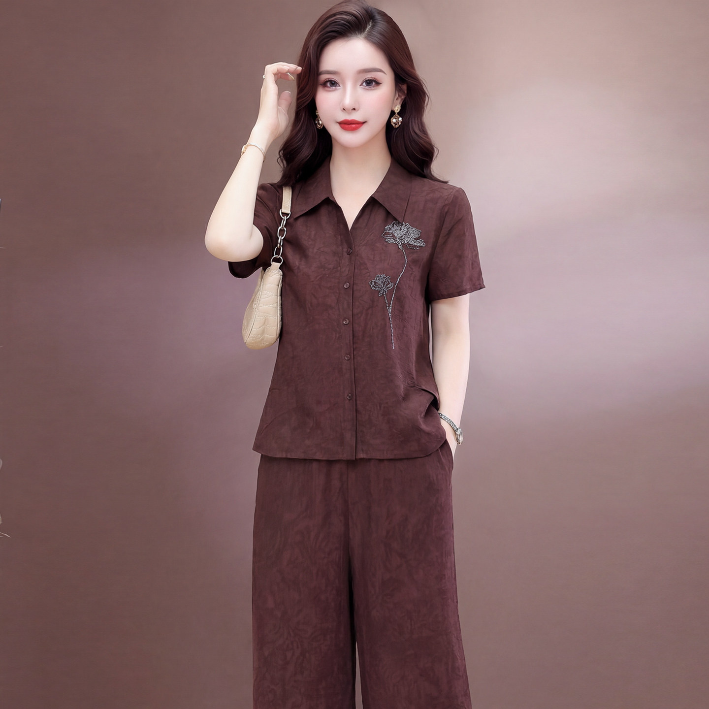 夏季高端刺绣衬衫套装女显瘦