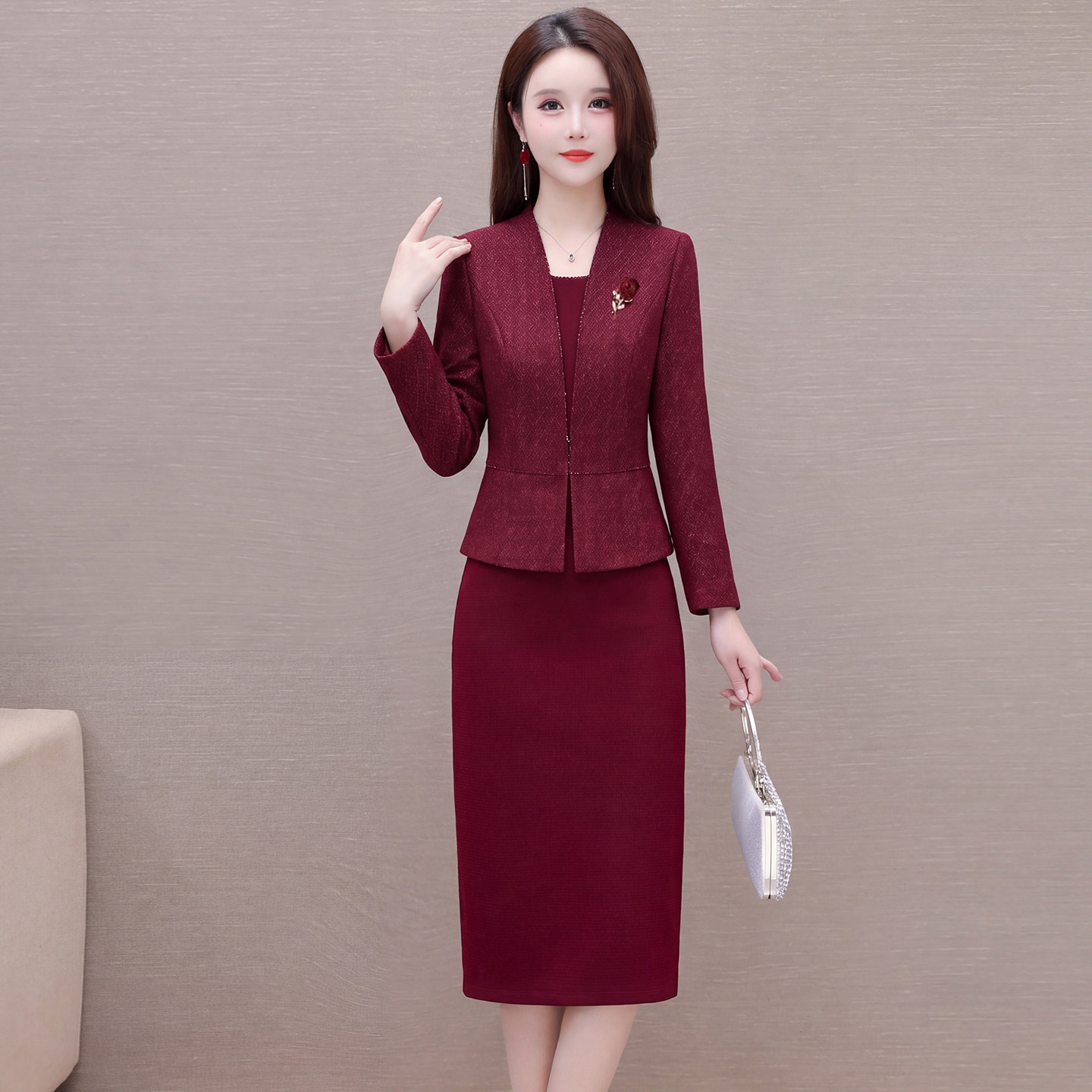 宴会红装妈妈遮肚显瘦连衣裙