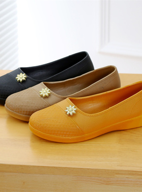 软底雨鞋女防水防滑塑料工作胶鞋轻便透气四季厨房护士上班通勤鞋