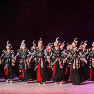 定制民族舞苗族群舞剧目黔行舞蹈同款 苗族舞台演出服群舞艺考服装