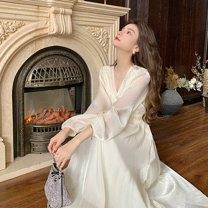 AM NANA温柔风法式连衣裙女显瘦气质礼服纯欲长袖小个子洋气长裙