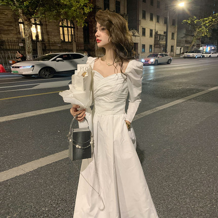 AM NANA轻熟风法式白色长袖连衣裙女绝美优雅漂亮a字显瘦长裙子