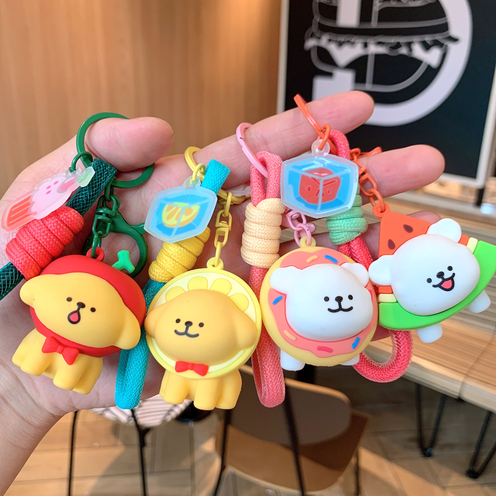 卡通韩国可爱小狗趣味面包玩具钥匙扣精致治愈汪汪小狗情侣钥匙链