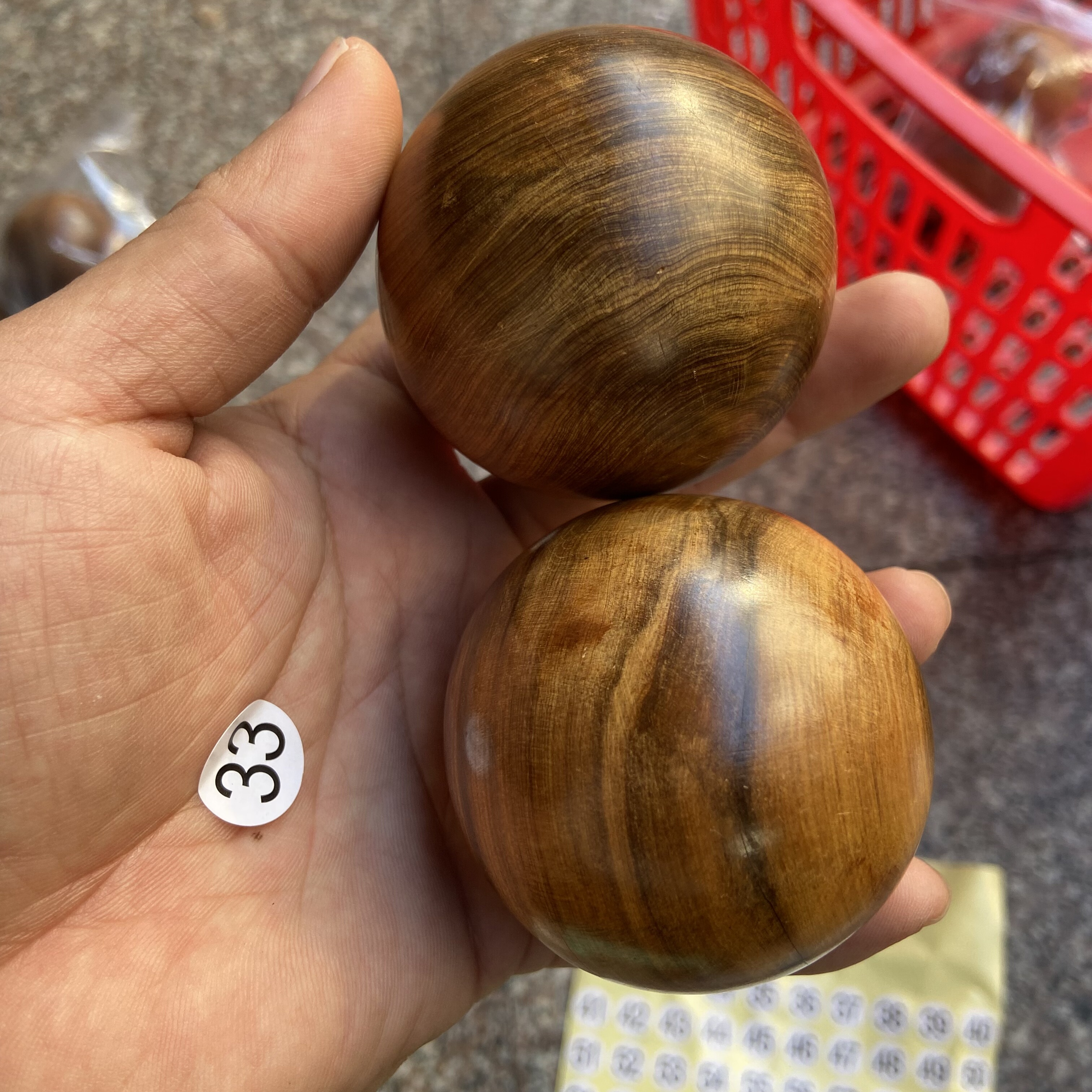 微瑕疵处理，越南香樟木6.0手球，一物一拍！干裂划痕！