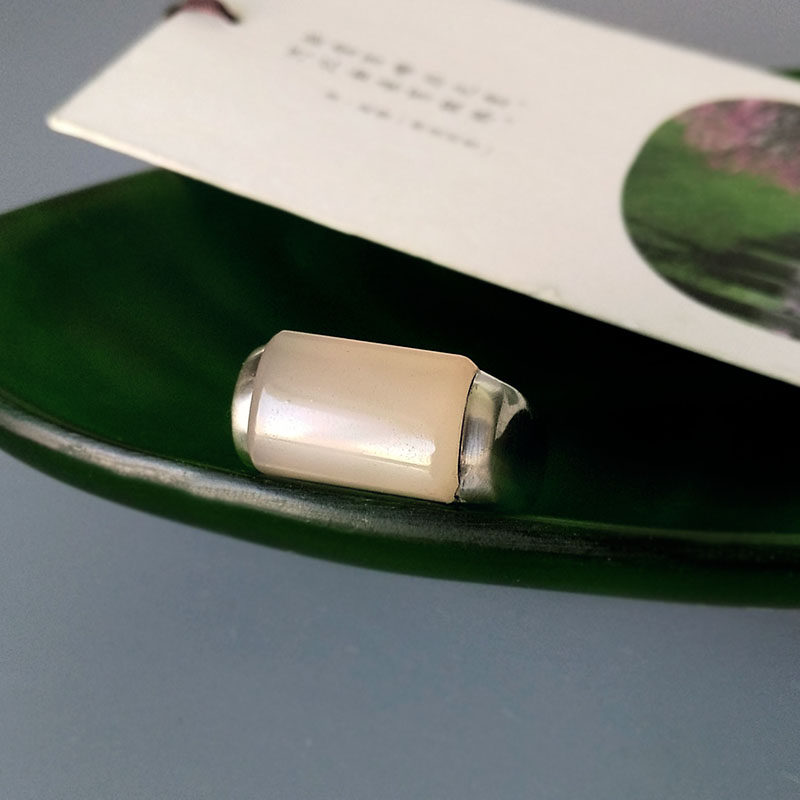 极简风纯银质感天然玉髓戒指