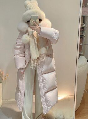 粉色大毛领长款收腰保暖棉服女