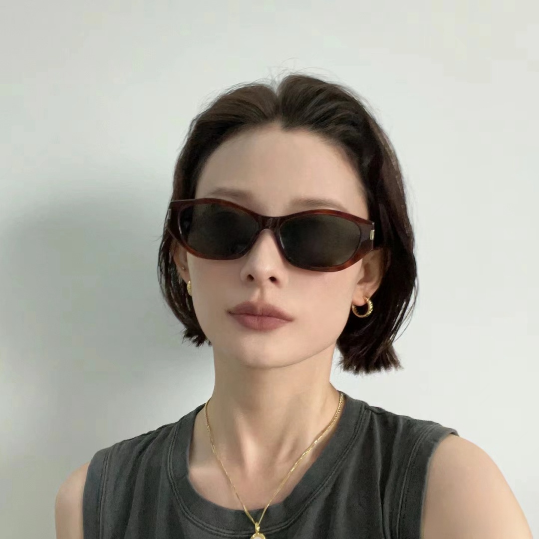 2024新摩登复古高级感茶色可可镜百搭时尚小框防紫外线太阳墨镜