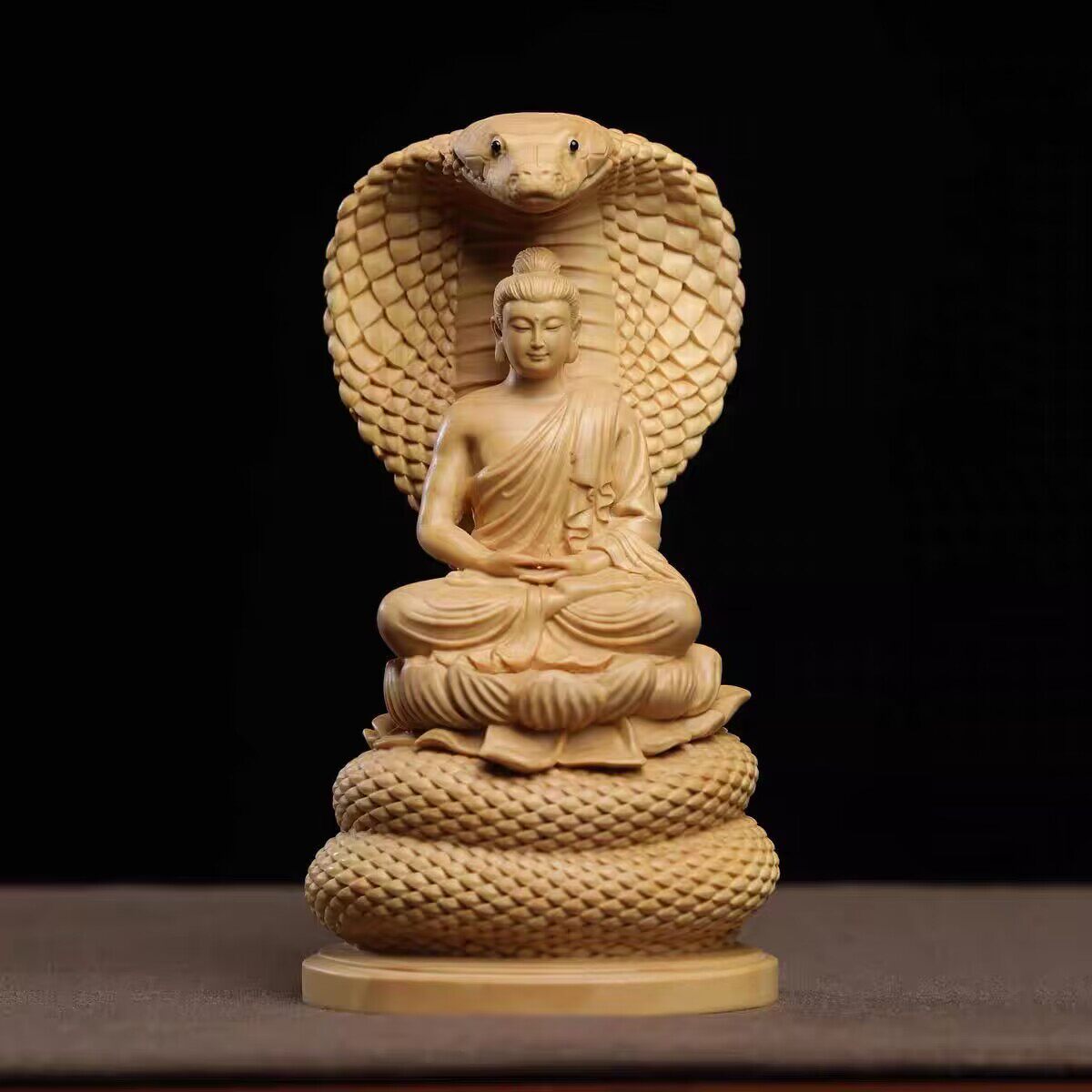 释迦摩尼眼镜蛇摆摊手绘新款涂鸦模具彩绘石膏娃娃乳胶3d立体磨具