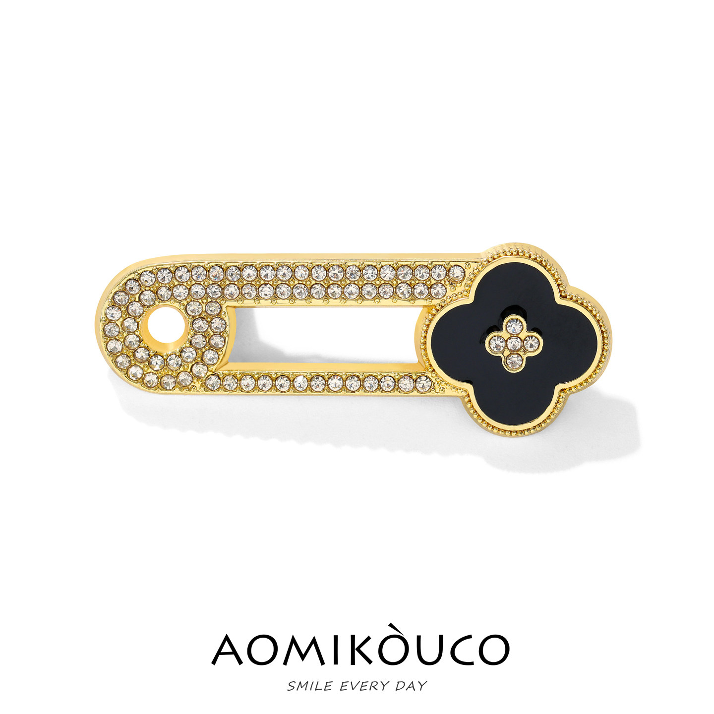 小香风四叶草防走光胸针高档女奢华镶钻气质别针西装大衣胸花配饰,饰品/流行首饰/时尚饰品新,胸针,淘宝优惠券,粉丝福利购,淘宝优惠卷