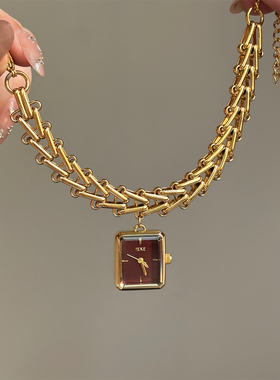 IEKE中古风挂饰方形手链表手表女时尚轻奢小众设计高级感手腕表