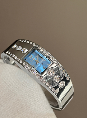 vintage古着碎冰蓝手镯表手表女百搭简约小众中古风轻奢镶钻腕表