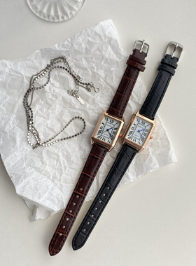 复古罗马方形手表女ins风学生简约气质时尚休闲大气百搭文艺皮带