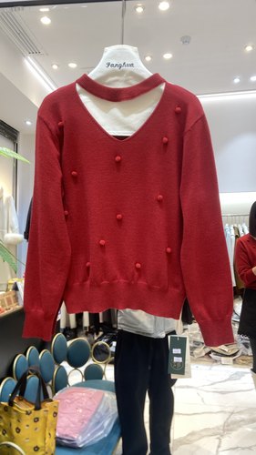 欧货时尚挂脖立体球球宽松毛衣女百搭洋气针织衫节日氛围感上衣潮