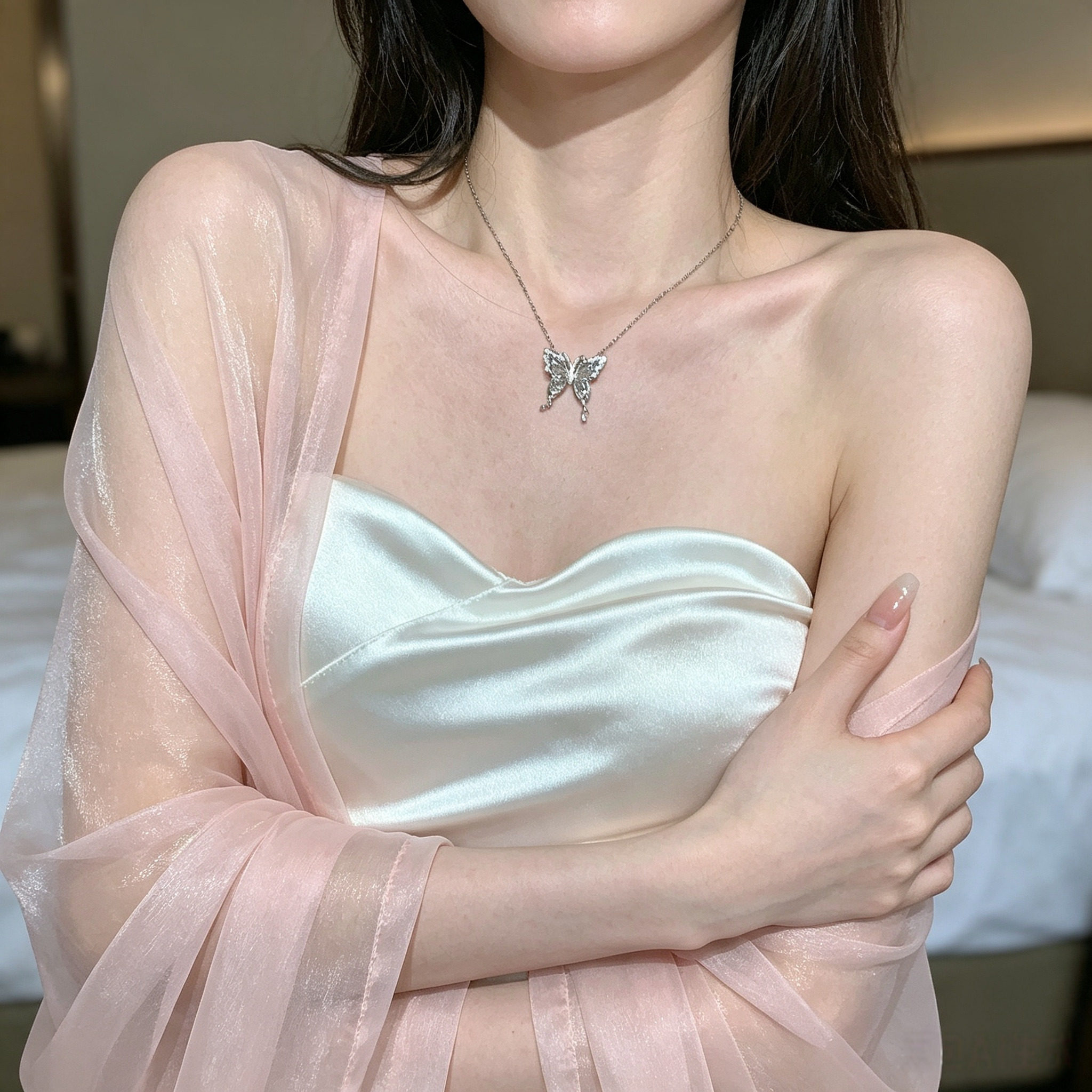 钛钢不掉色清透蝴蝶项链小众精致