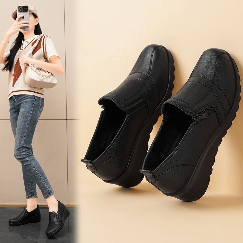 妈妈鞋软底女舒适单鞋春秋季平底防滑中老年女鞋皮鞋黑工作鞋