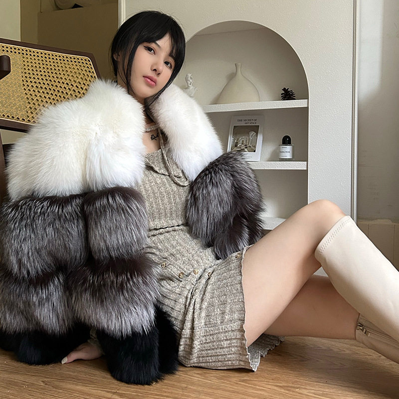 狐狸毛披肩皮草女士外套2024冬季新款皮毛一体斗篷宴会披风高级感