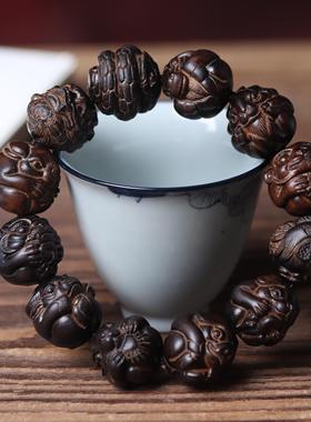 沉香木雕刻十二生肖手串