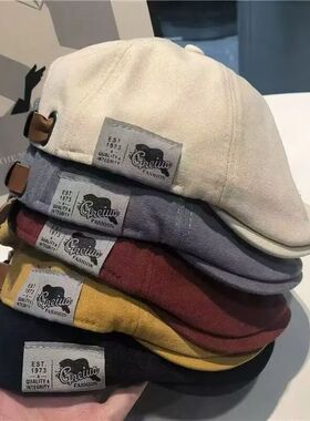 Japanese street trend: wearing duckbill hats for women, bere