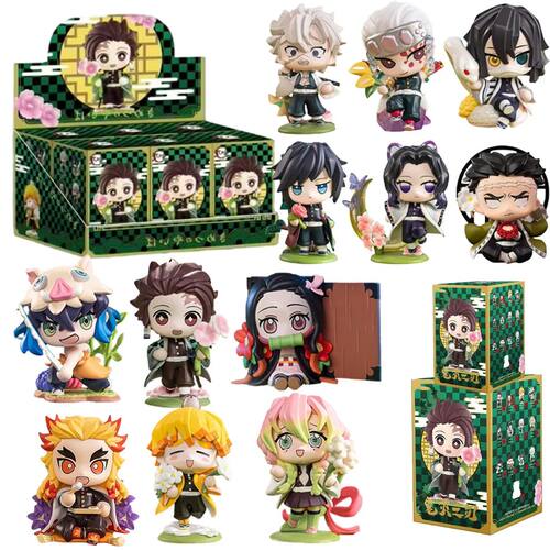 Demon Slayer Tanjiro Kamado Nezuko anime cartoon figure blin