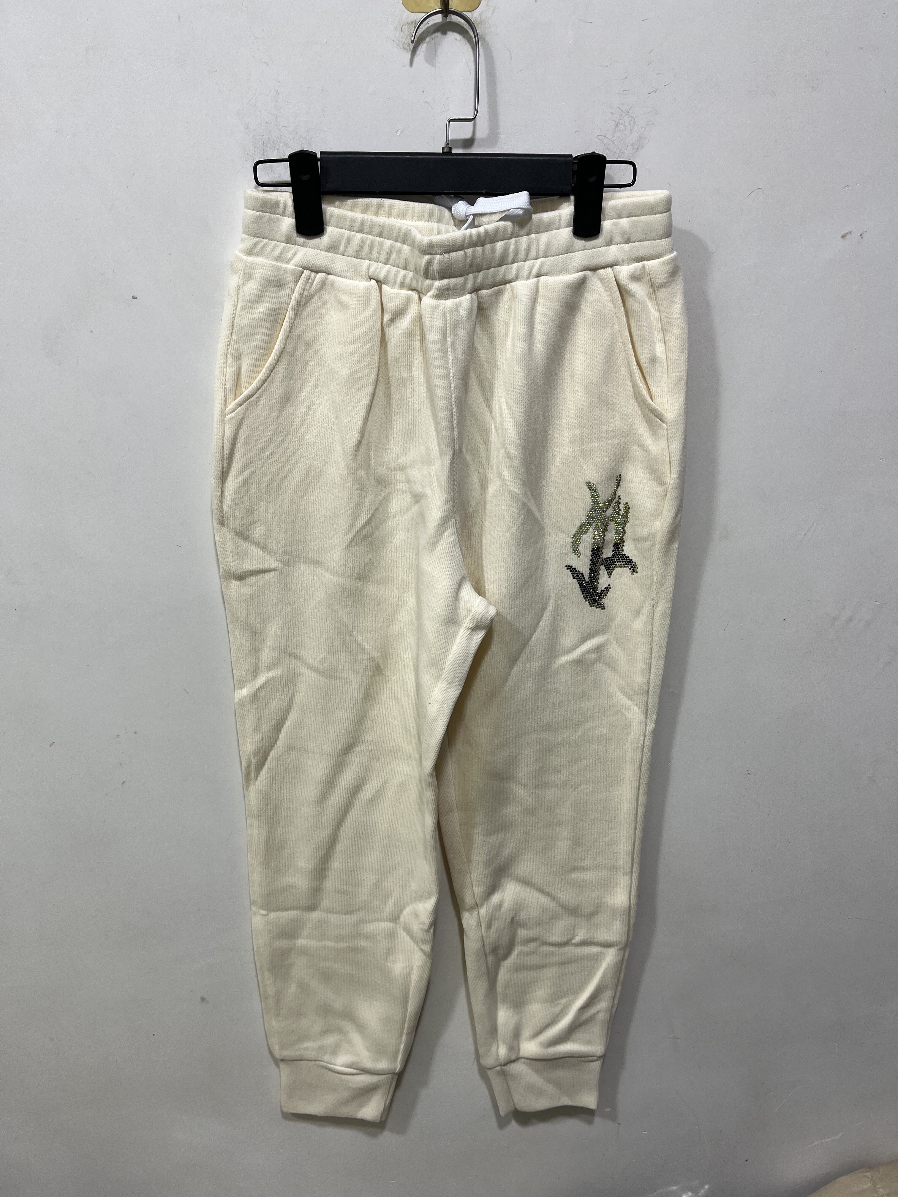 亏本清货秋冬大码女装时尚百搭休闲潮牌卫裤运动裤束脚裤