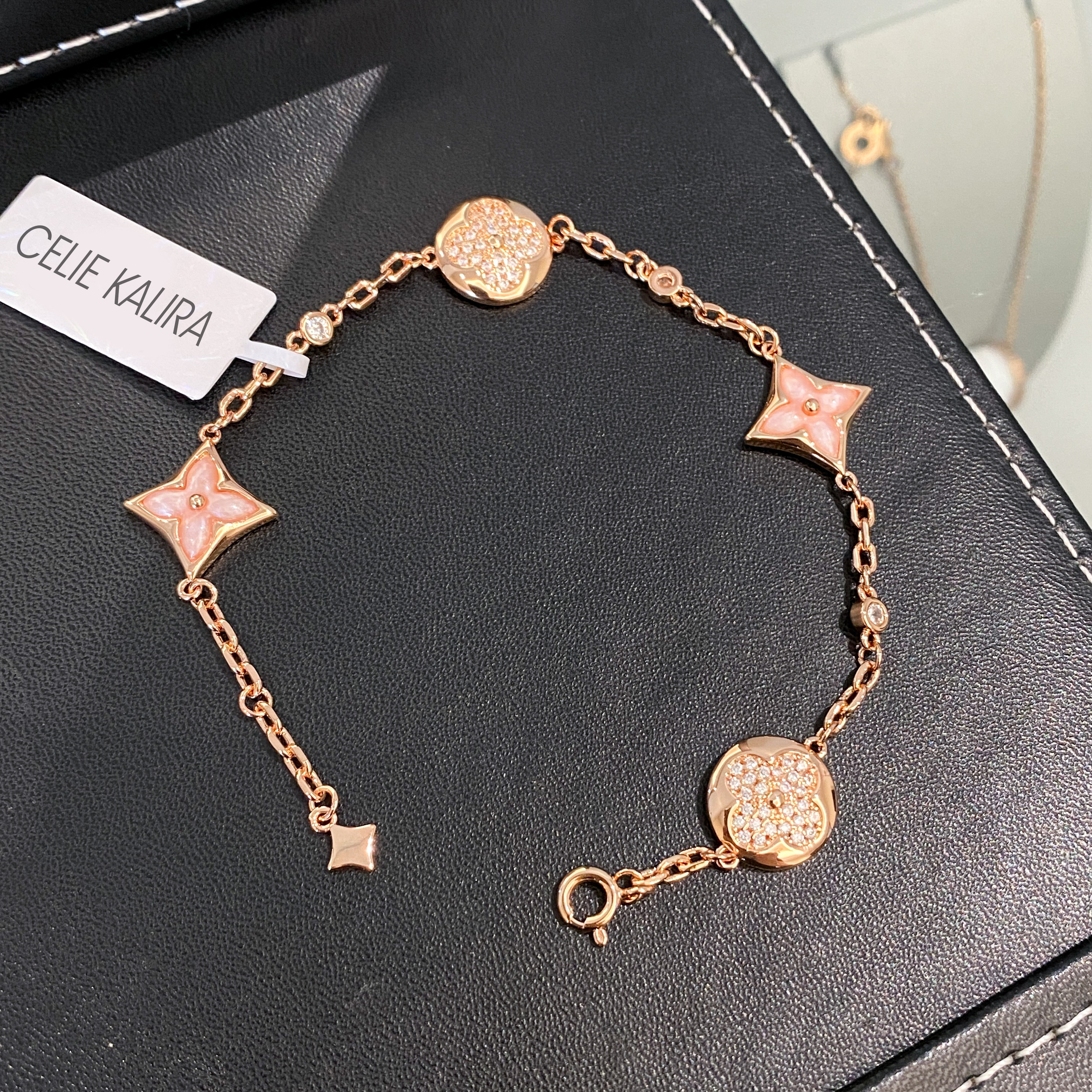 轻奢镶钻贝母老花花片女生手链