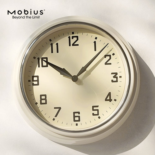 mobius金属钢琴级烤漆静音挂钟