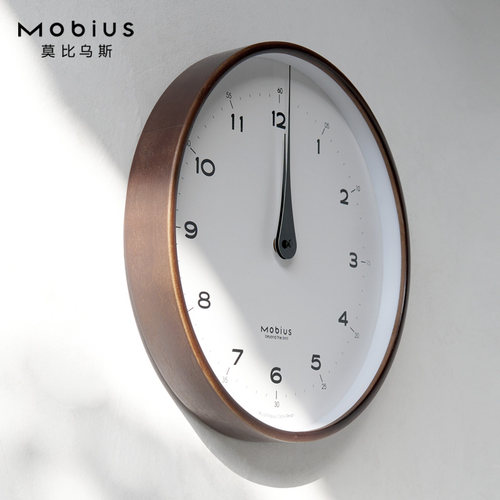 Mobius简约静音实木高级感挂钟