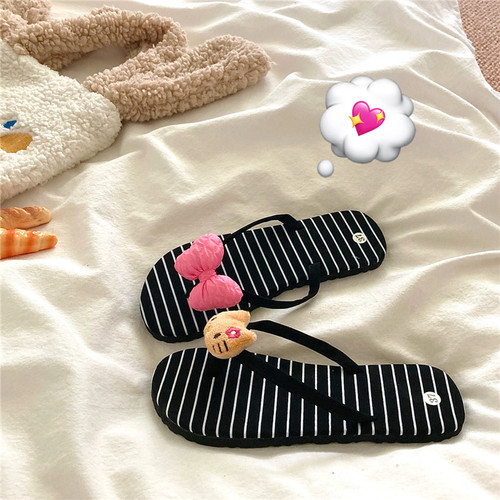 甜心KT猫~！原创小众可爱软软人字拖女ins夏季防滑外穿沙滩凉拖鞋
