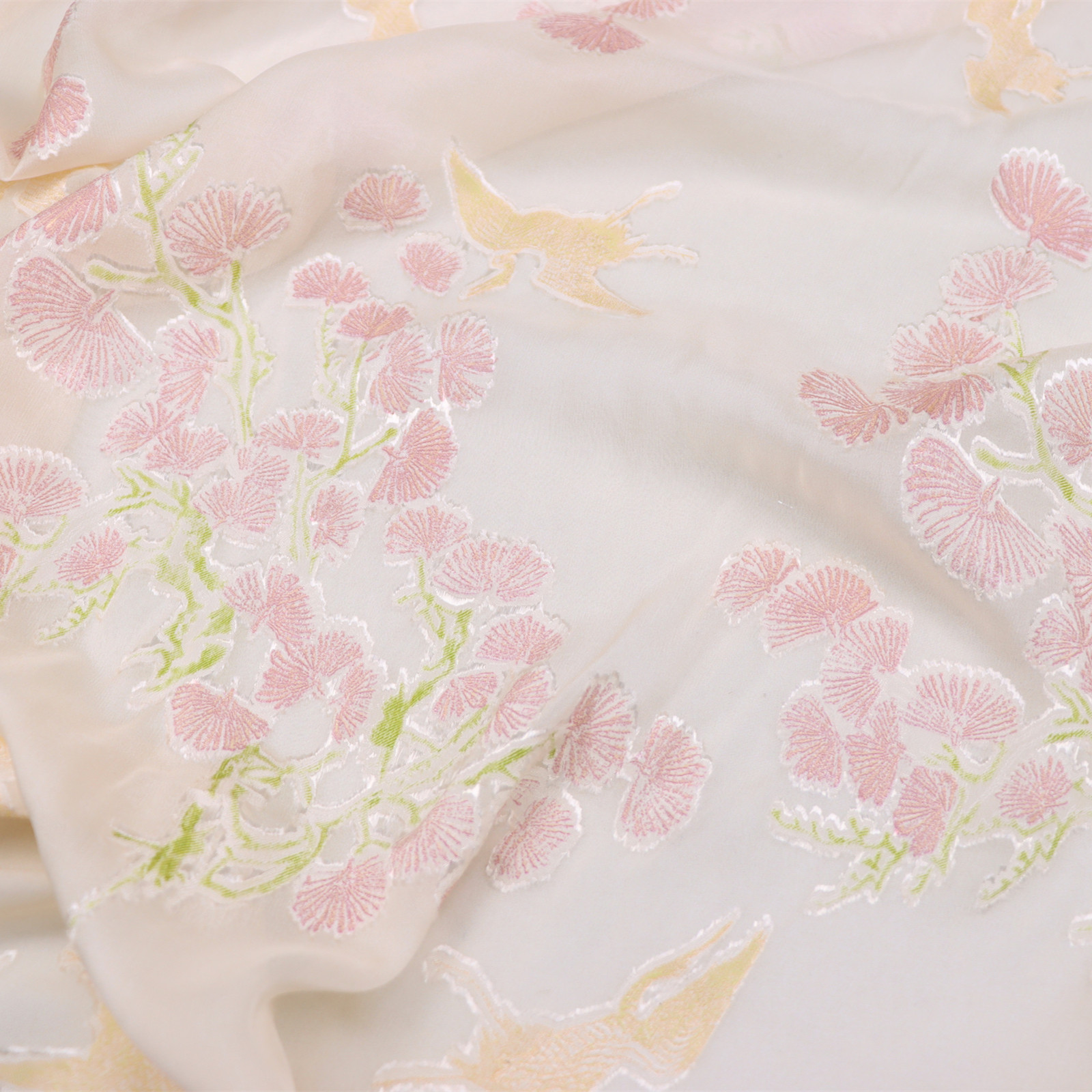 宽幅花朵真丝剪花绡连衣裙上衣旗袍桑蚕丝服装布料面料图片