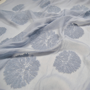 宽幅团团花真丝顺纡底刺绣绣花汉服连衣裙旗袍桑蚕丝服装布料面料