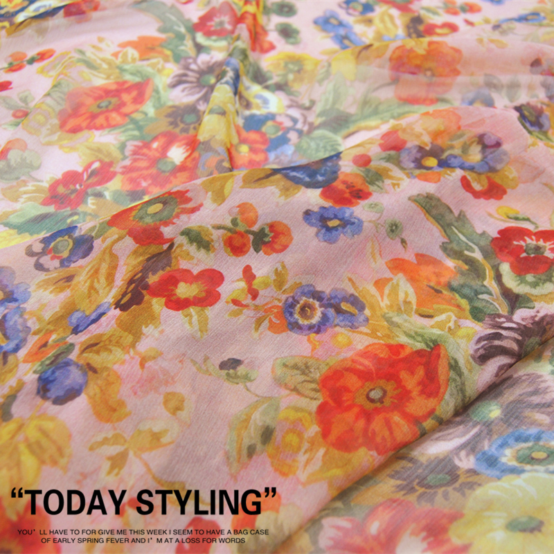 宽幅鲜艳花朵美真丝顺纡纱褶皱汉服连衣裙桑蚕丝服装布料面料