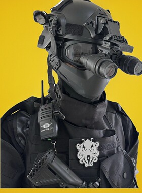 服作战服同款cos黑金白狼cos装备突围国际战神头盔连队暗区周边