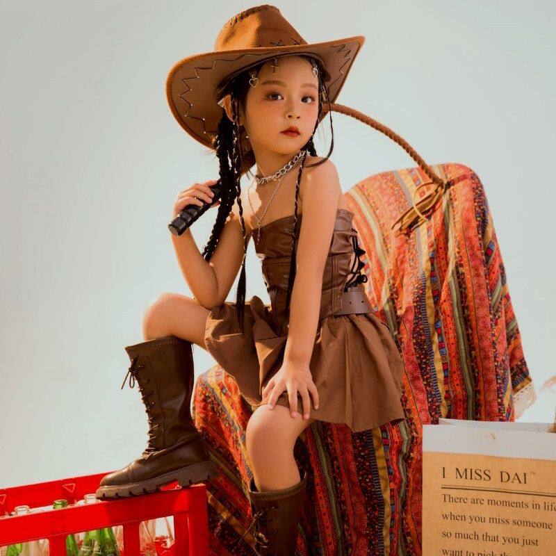 儿童潮服西部牛仔风写真服装时尚甜酷复古女童艺术摄影模特演出服