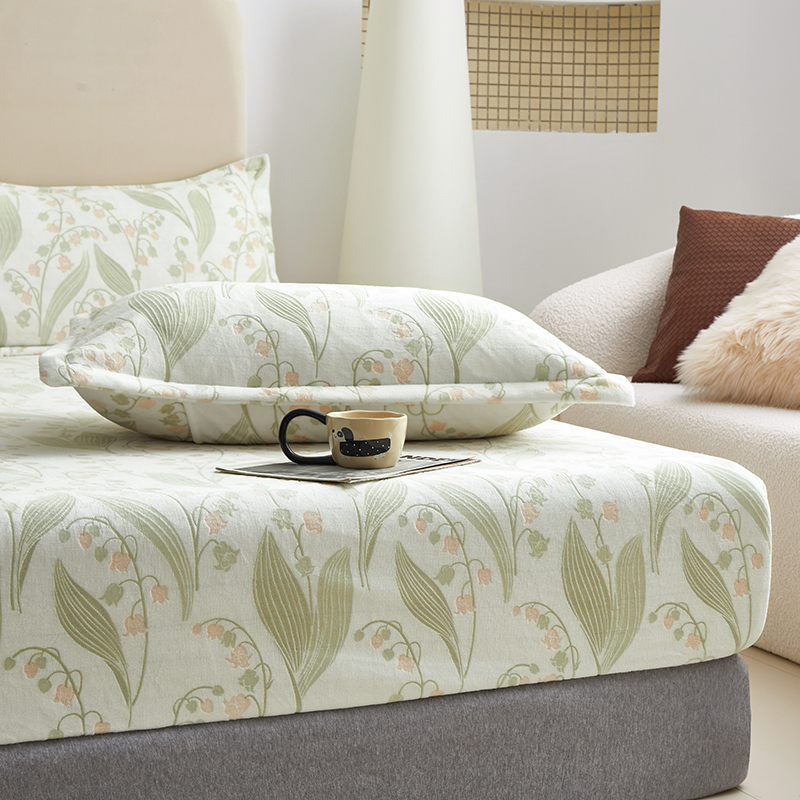 雕花牛奶绒床笠小清新花卉简约