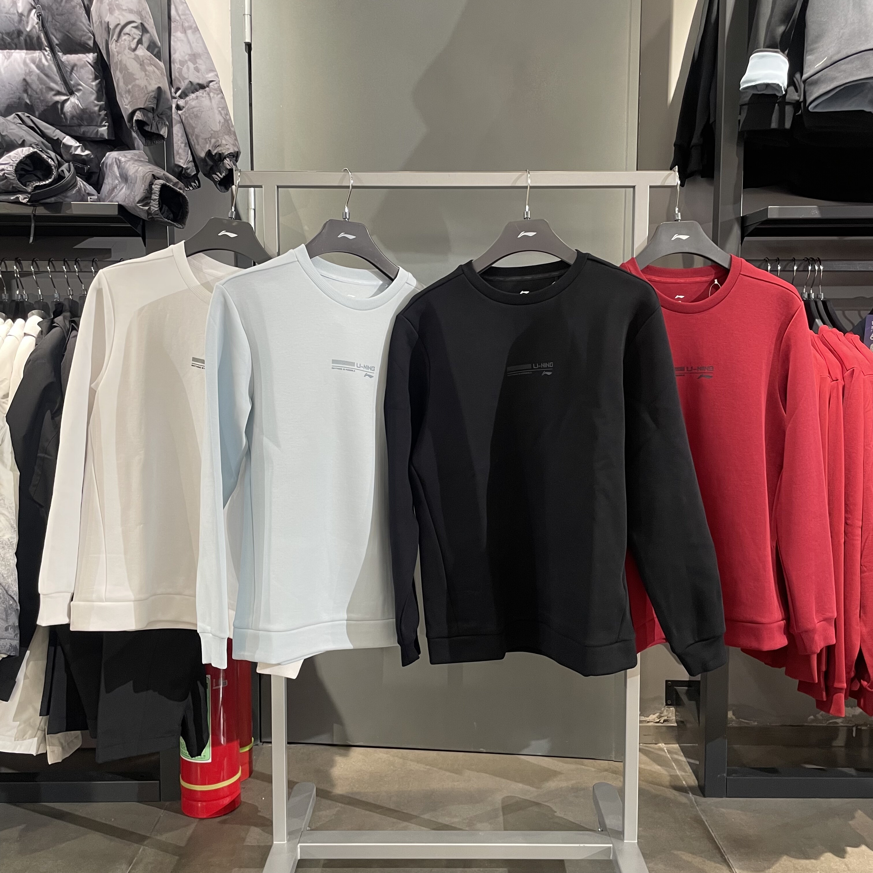 李宁男春新运动百搭套头无帽卫衣