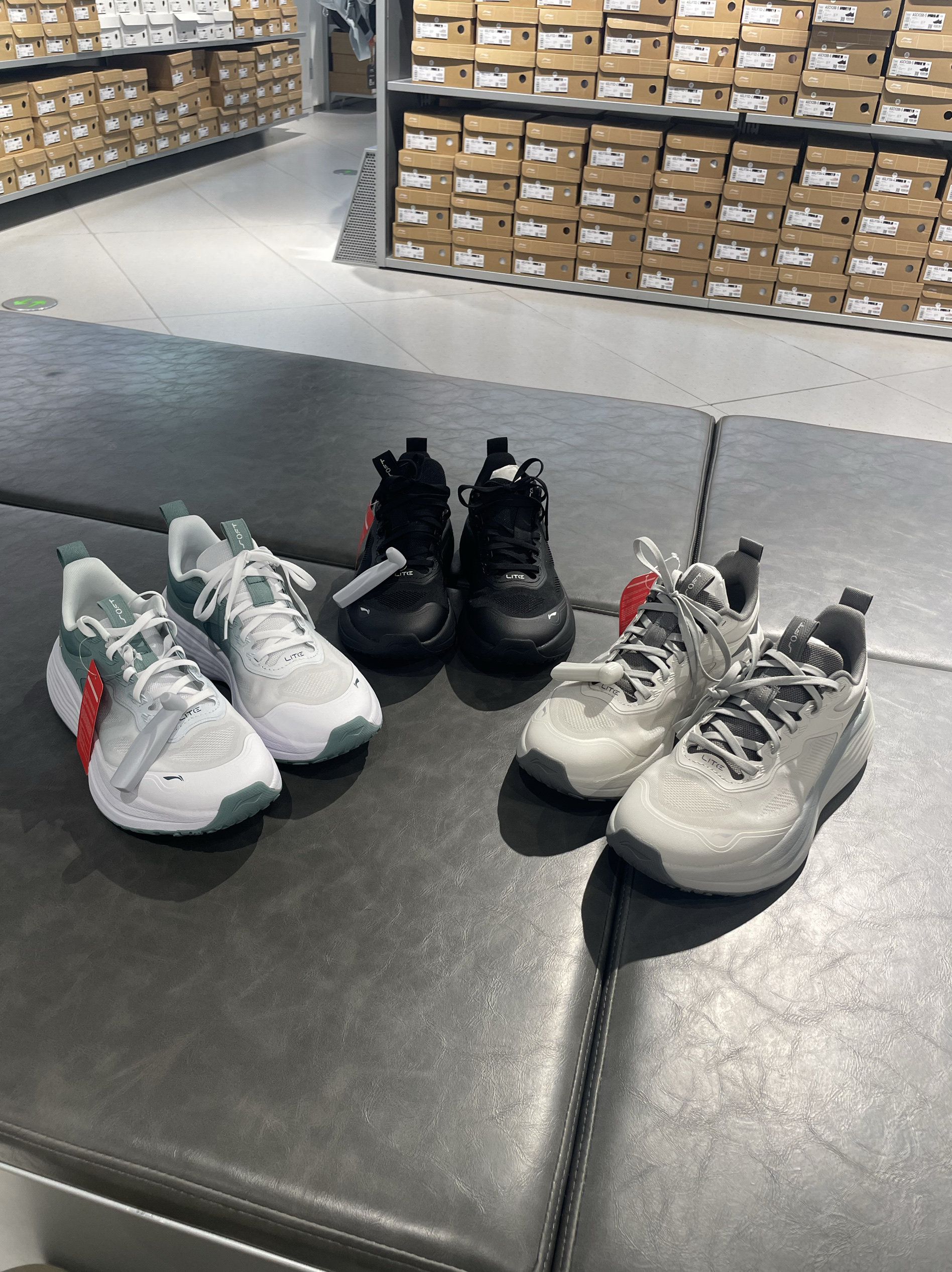 李宁2025款夏季新品男子SOFT轻质回弹透气潮流休闲运动鞋 AGLV189,运动鞋new,跑步鞋,淘宝优惠券,粉丝福利购,淘宝优惠卷