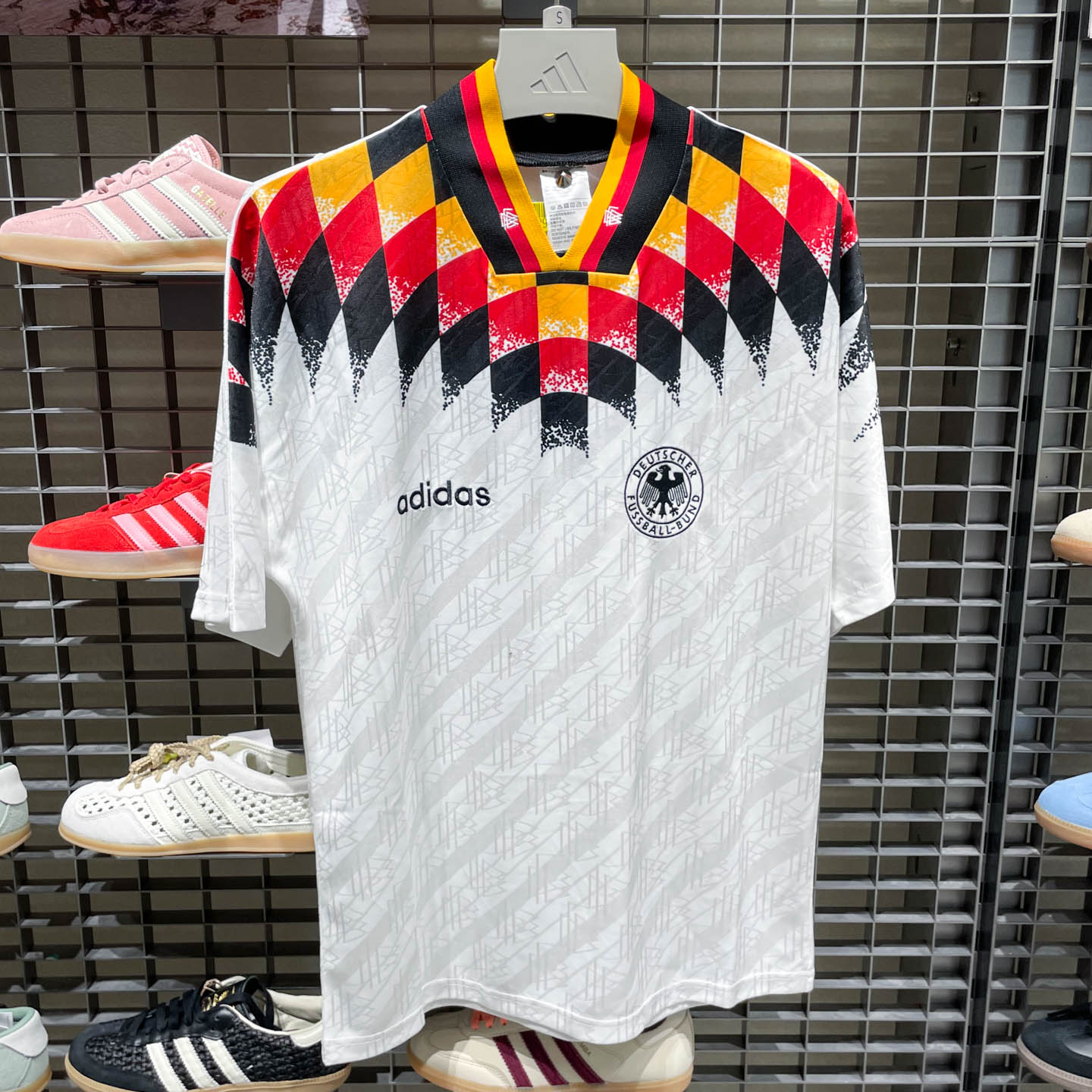 Adidas阿迪达斯男装德国