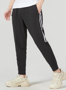 阿迪达斯男子2024冬新款三条纹运动训练透气百搭收口九分裤IA8182