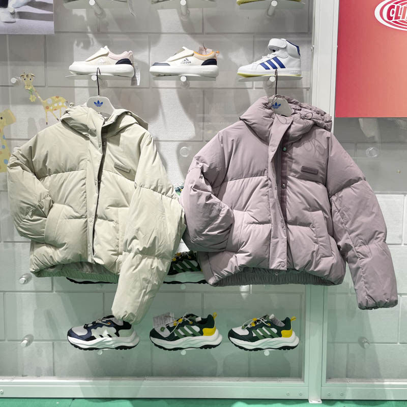 正品阿迪达斯三叶草女子2024冬季短款保暖休闲蝙蝠袖羽绒服JD3787