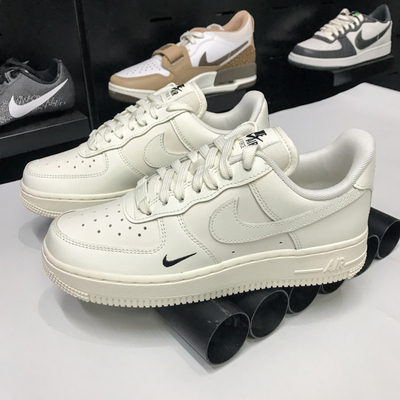 正品耐克女子2024冬季新款Air Force 1 ’07经典运动鞋HF1058-133