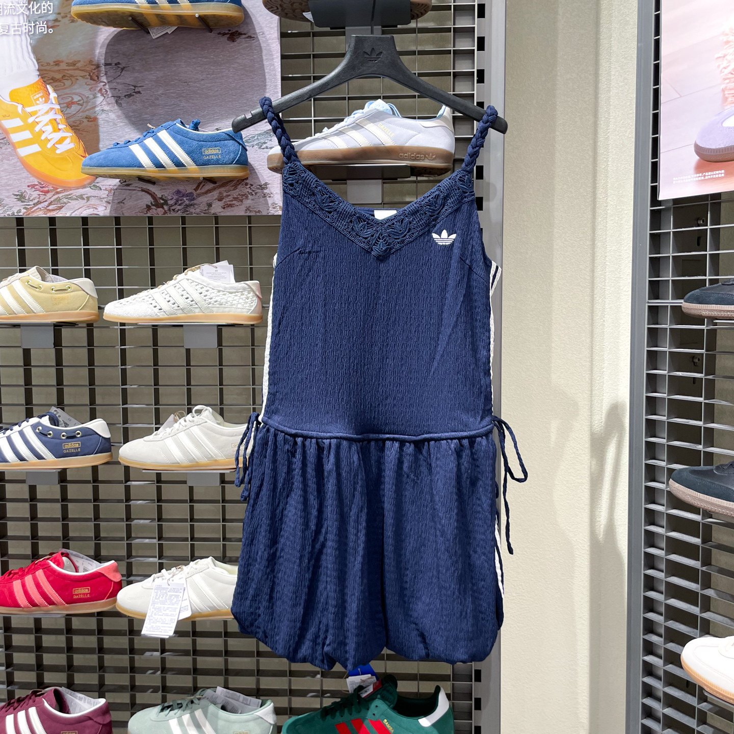 Adidas女运动半身裙2026