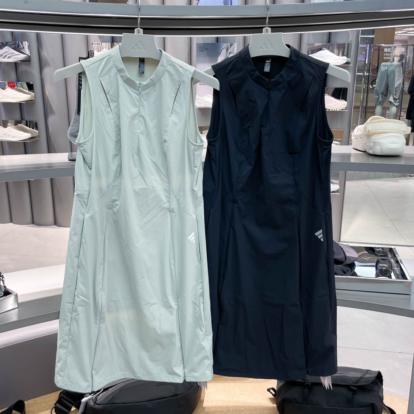 Adidas阿迪达斯三叶草女