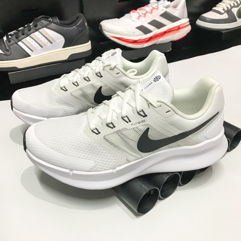 Nike耐克男子2024冬季新款Run Swift 3缓震运动跑步鞋 DR2695-102