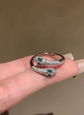轻奢设计师灵蛇戒指女开口可调节锆石镶嵌指环蛇形设计设计感戒指