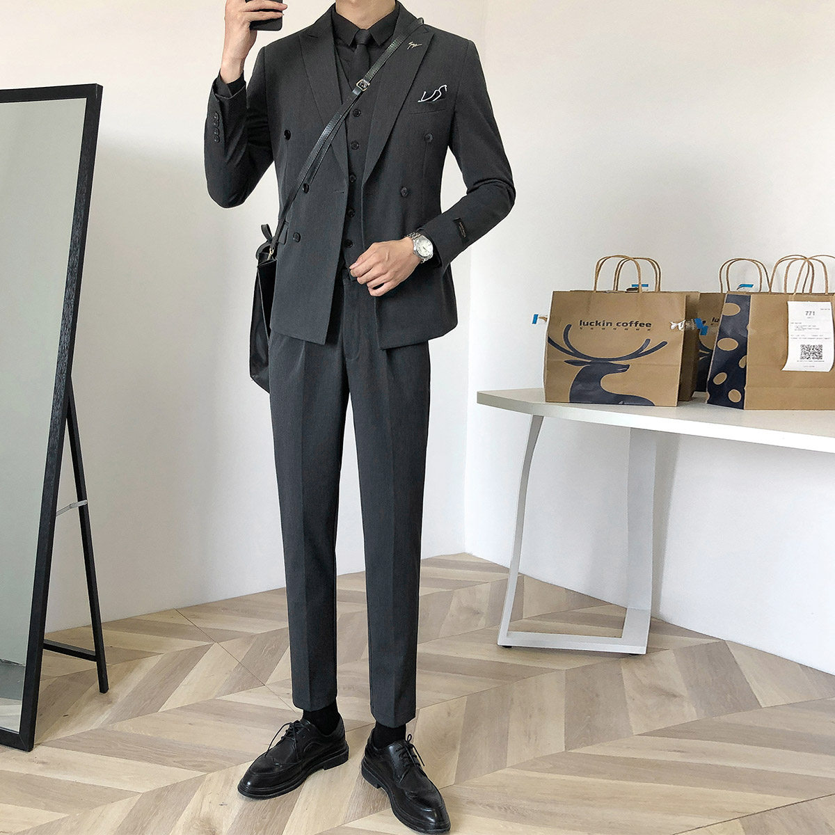 KOREAN VERSION OF DOUBLE-BREASTED SUIT SUIT MENS CASUAL RUFFIAN SLIM WEDDING DRESS BUSINESS FORMAL SUIT THREE-PIECE SUIT